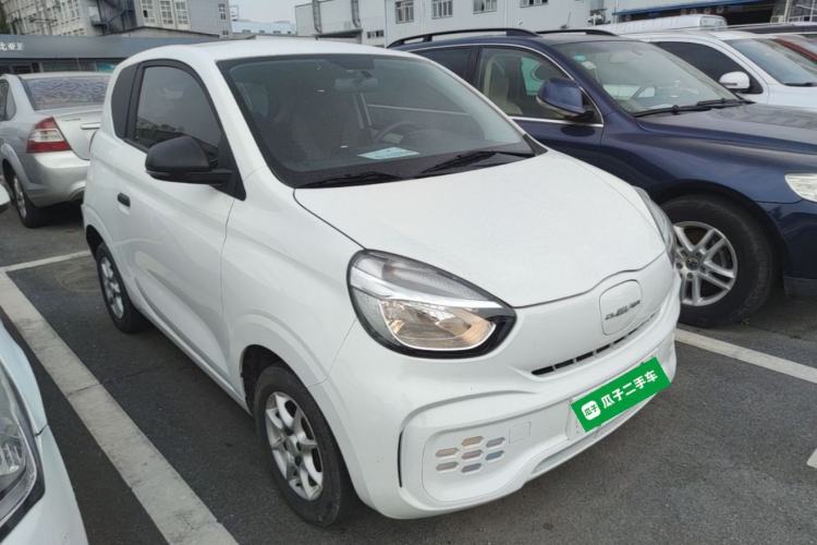 Used Roewe Clever 2022 311km QiQi BoBo Edition Front Right 45 Deg