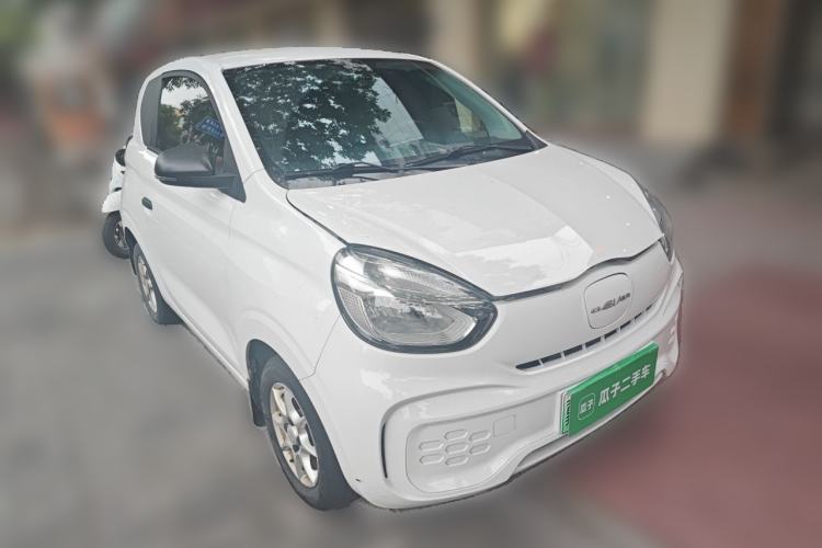 Used Roewe Clever 2022 311km QiQi BoBo Edition Front Right 45 Deg