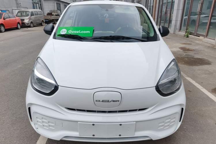 Used Roewe Clever 2022 311km QiQi BoBo Edition Front
