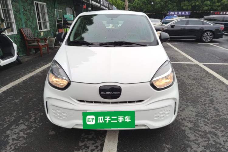 Used Roewe Clever 2022 311km QiQi BoBo Edition Front