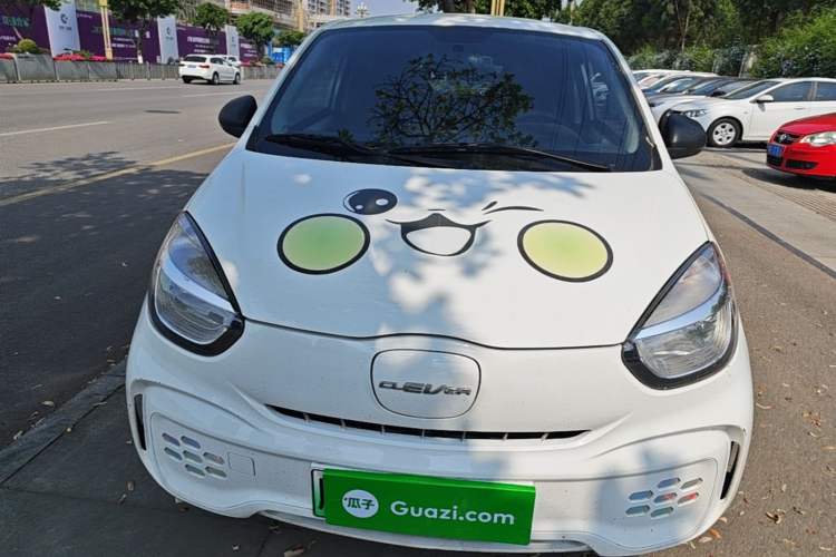 Used Roewe Clever 2022 311km QiQi BoBo Edition Front