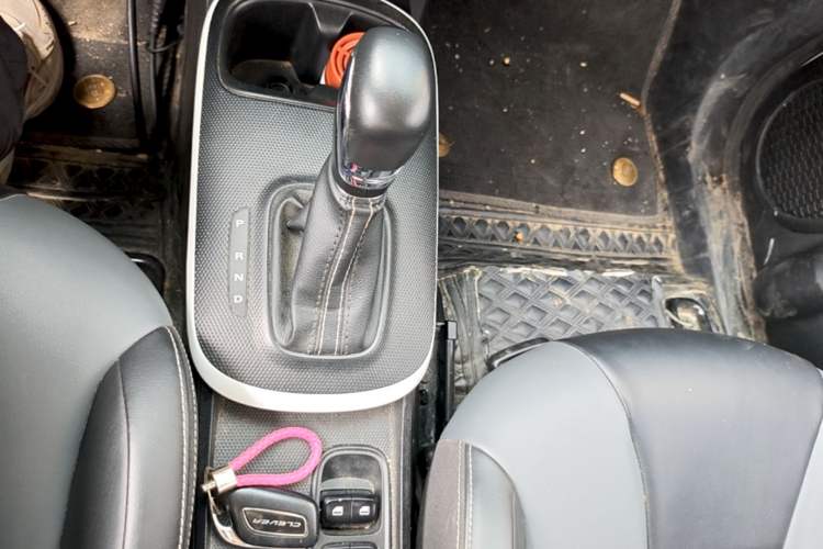 Used Roewe Clever 2022 311km QiQi BoBo Edition Gear Lever
