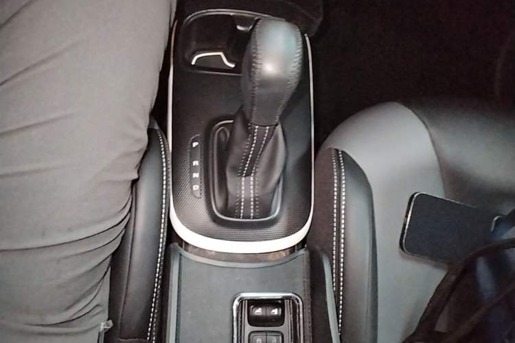 Used Roewe Clever 2022 311km QiQi BoBo Edition Gear Lever