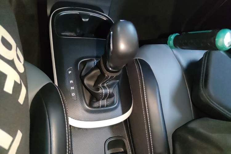 Used Roewe Clever 2022 311km QiQi BoBo Edition Gear Lever