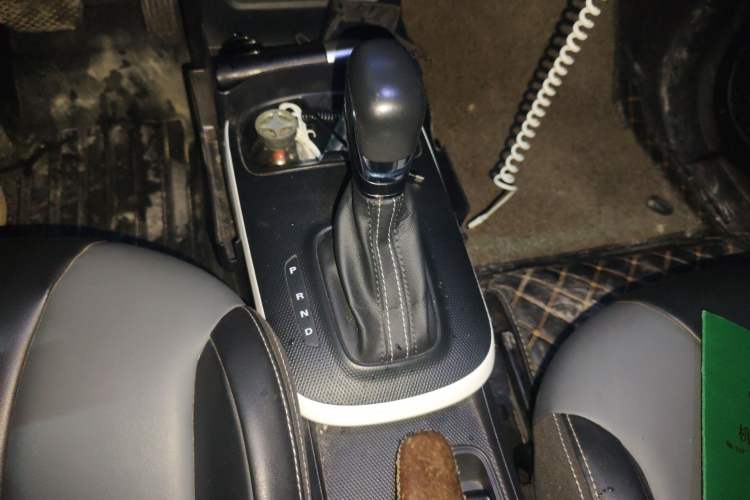 Used Roewe Clever 2022 311km QiQi BoBo Edition Gear Lever