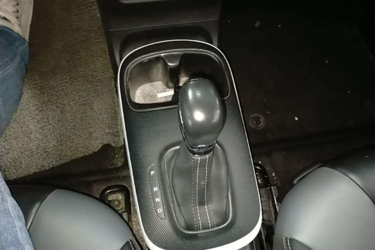 Used Roewe Clever 2022 311km QiQi BoBo Edition Gear Lever
