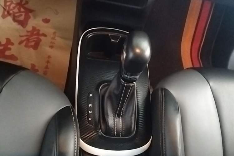 Used Roewe Clever 2022 311km QiQi BoBo Edition Gear Lever