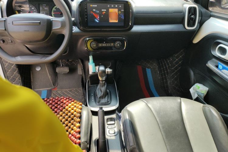 Used Roewe Clever 2022 311km QiQi BoBo Edition Gear Lever