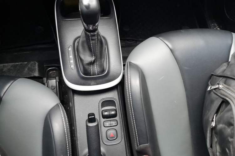 Used Roewe Clever 2022 311km QiQi BoBo Edition Gear Lever