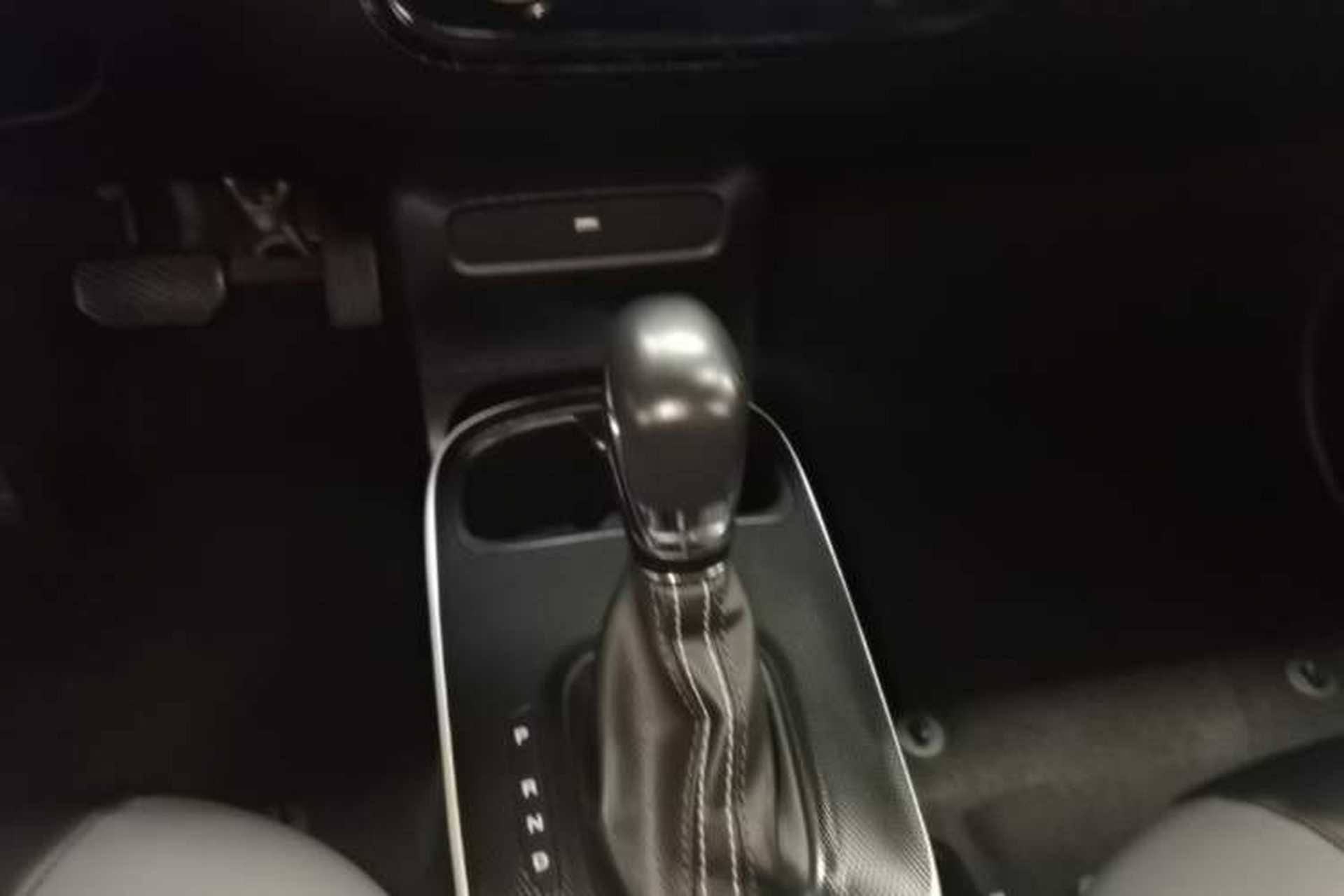Used Roewe Clever 2022 311km QiQi BoBo Edition Gear Lever