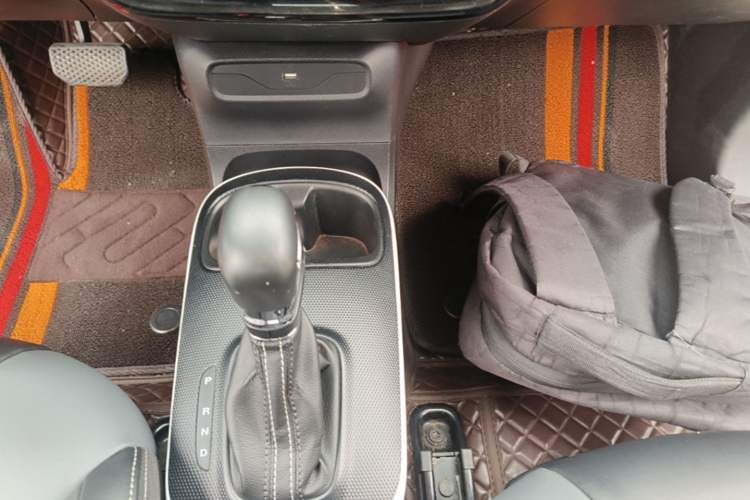Used Roewe Clever 2022 311km QiQi BoBo Edition Gear Lever