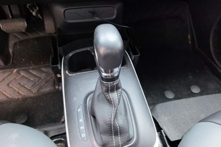 Used Roewe Clever 2022 311km QiQi BoBo Edition Gear Lever