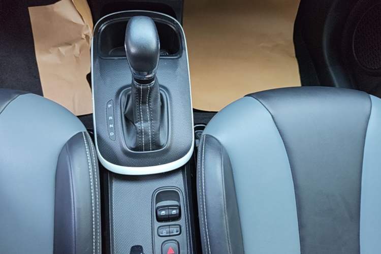 Used Roewe Clever 2022 311km QiQi BoBo Edition Gear Lever