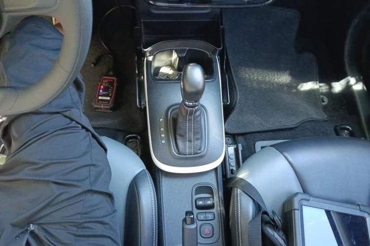 Used Roewe Clever 2022 311km QiQi BoBo Edition Gear Lever