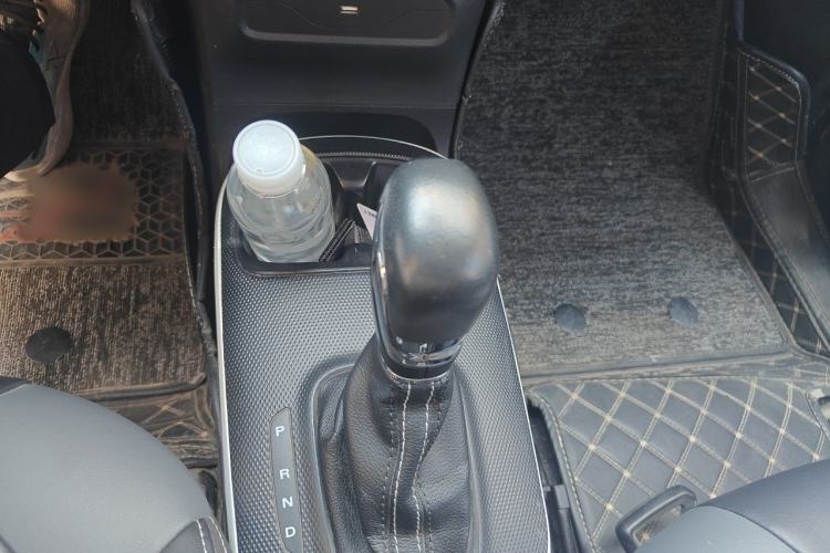 Used Roewe Clever 2022 311km QiQi BoBo Edition Gear Lever