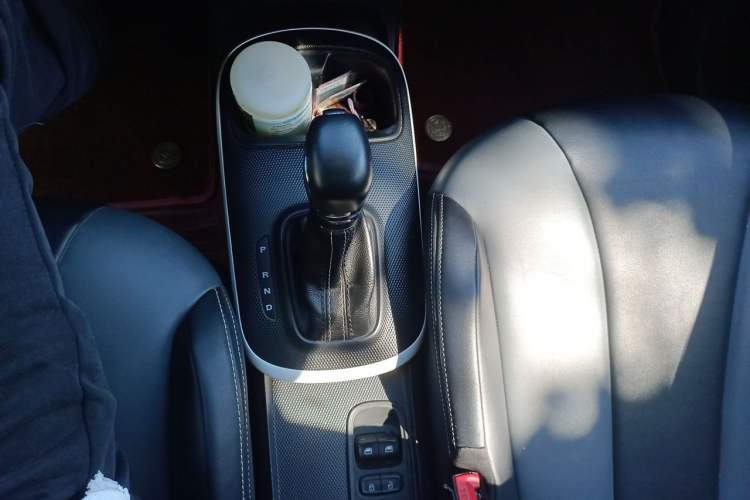Used Roewe Clever 2022 311km QiQi BoBo Edition Gear Lever