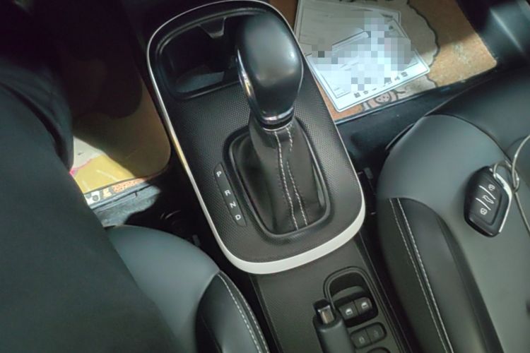 Used Roewe Clever 2022 311km QiQi BoBo Edition Gear Lever