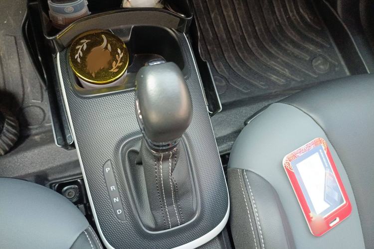 Used Roewe Clever 2022 311km QiQi BoBo Edition Gear Lever