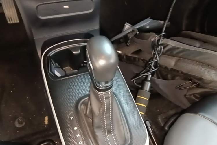 Used Roewe Clever 2022 311km QiQi BoBo Edition Gear Lever