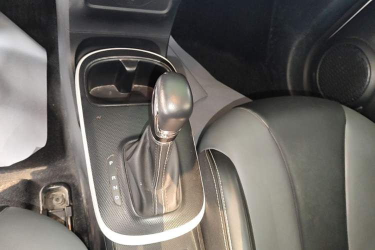 Used Roewe Clever 2022 311km QiQi BoBo Edition Gear Lever