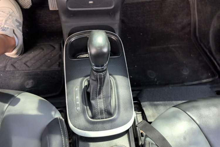 Used Roewe Clever 2022 311km QiQi BoBo Edition Gear Lever