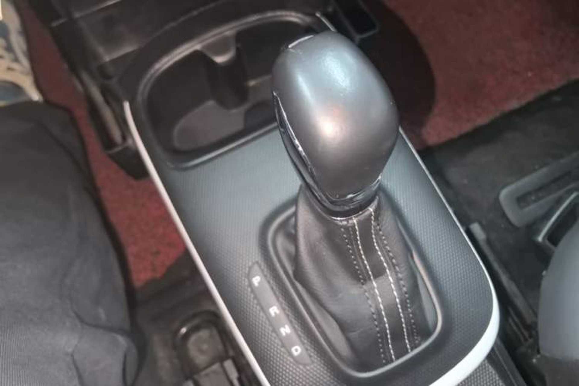 Used Roewe Clever 2022 311km QiQi BoBo Edition Gear Lever