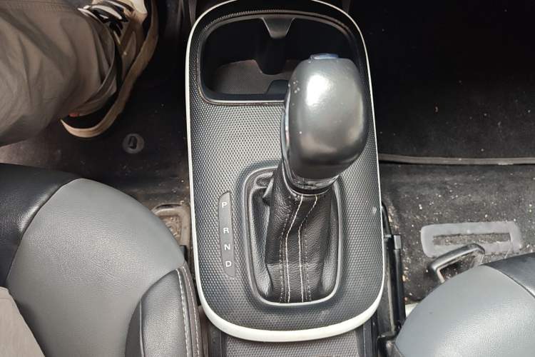 Used Roewe Clever 2022 311km QiQi BoBo Edition Gear Lever