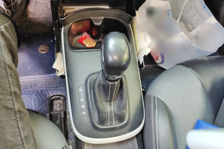Used Roewe Clever 2022 311km QiQi BoBo Edition Gear Lever