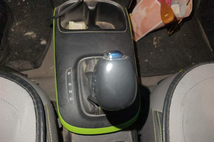 Used Roewe Clever 2022 311km QiQi BoBo Edition Gear Lever