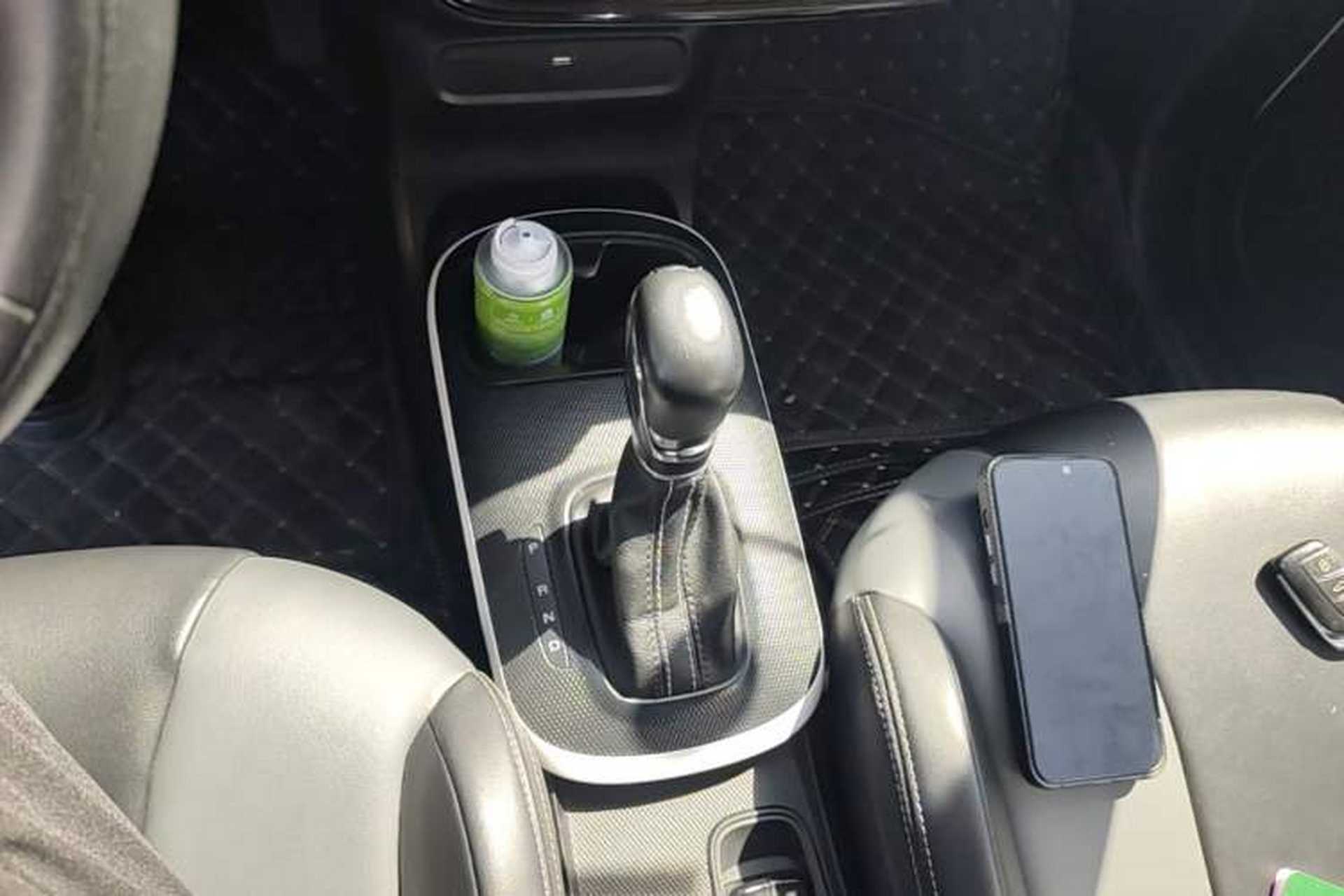 Used Roewe Clever 2022 311km QiQi BoBo Edition Gear Lever