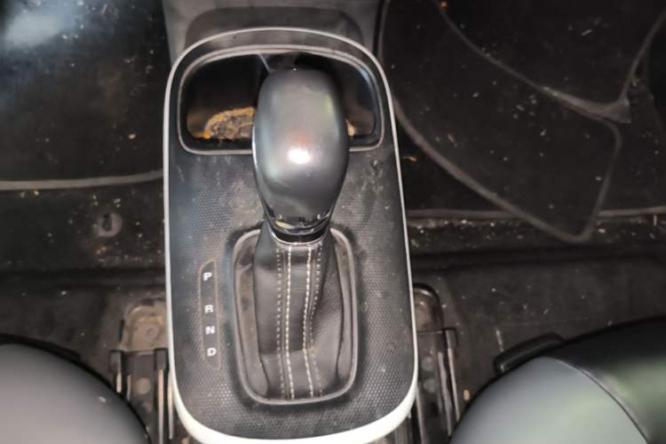 Used Roewe Clever 2022 311km QiQi BoBo Edition Gear Lever