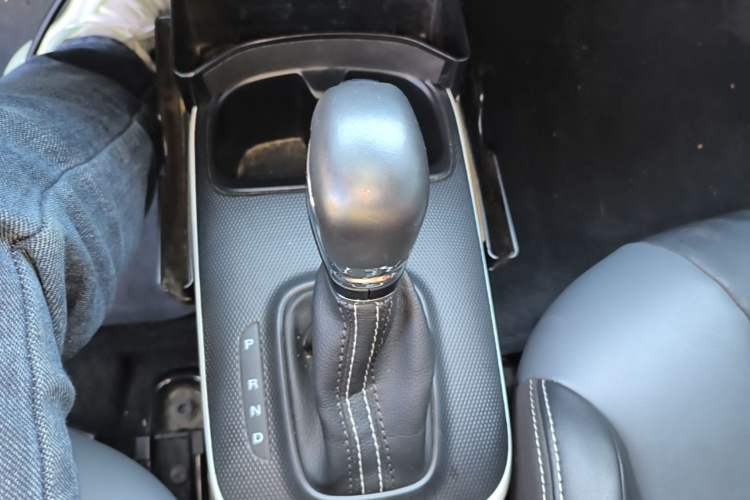 Used Roewe Clever 2022 311km QiQi BoBo Edition Gear Lever