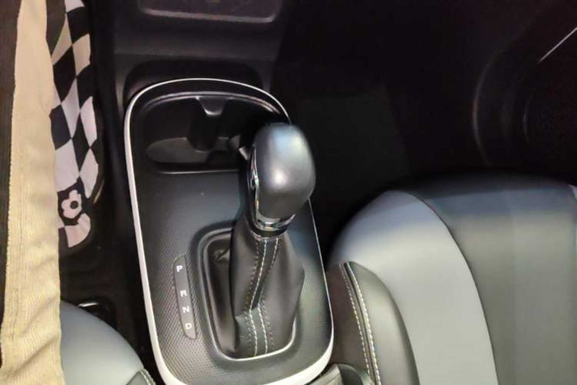 Used Roewe Clever 2022 311km QiQi BoBo Edition Gear Lever