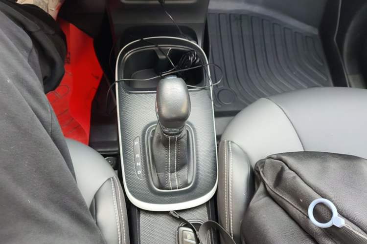 Used Roewe Clever 2022 311km QiQi BoBo Edition Gear Lever