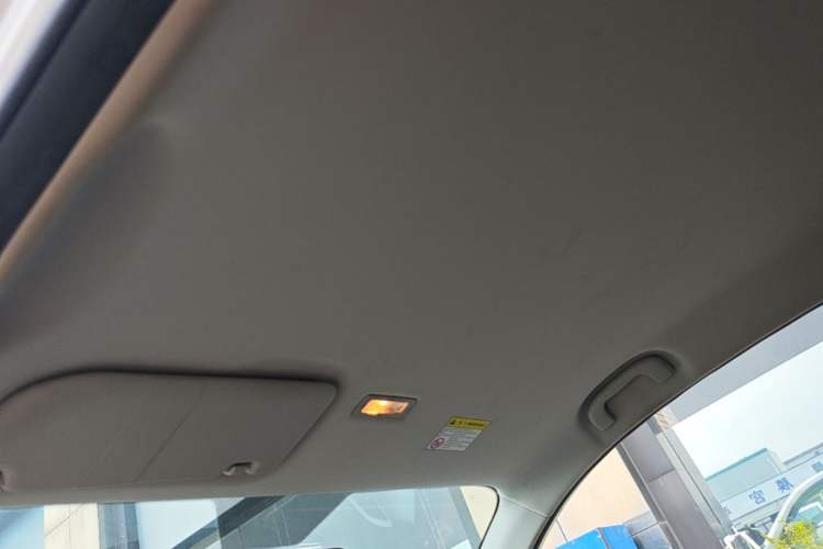 Used Roewe Clever 2022 311km QiQi BoBo Edition Headliner