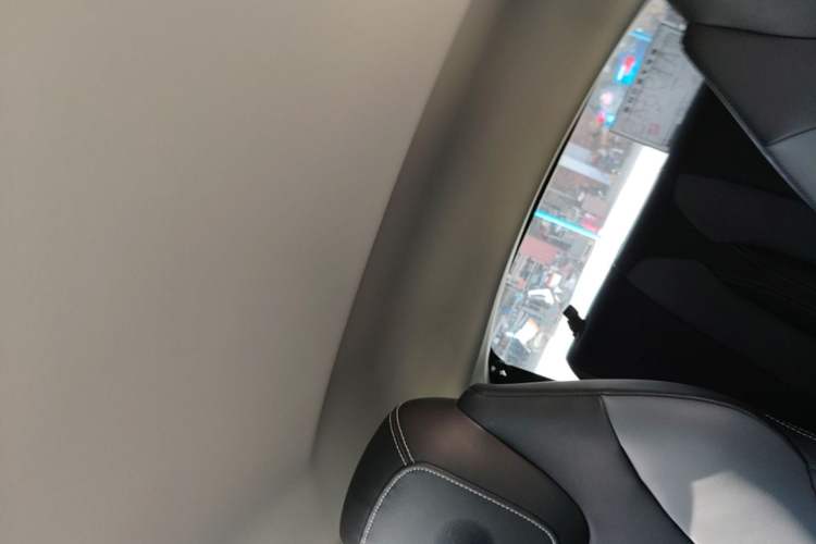 Used Roewe Clever 2022 311km QiQi BoBo Edition Headliner