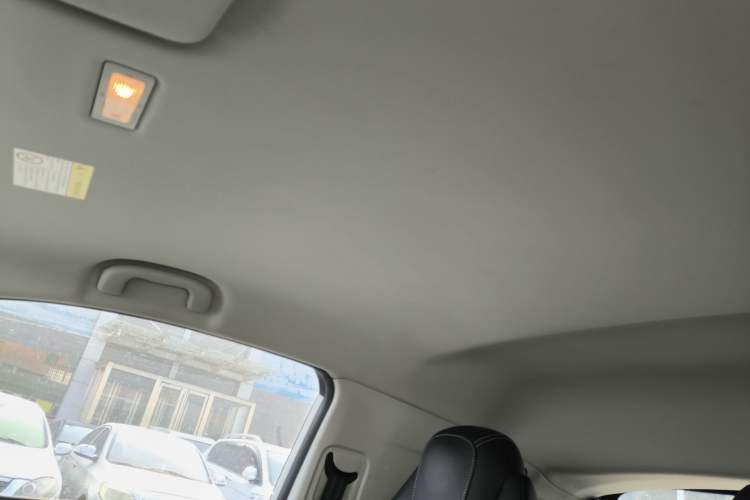 Used Roewe Clever 2022 311km QiQi BoBo Edition Headliner