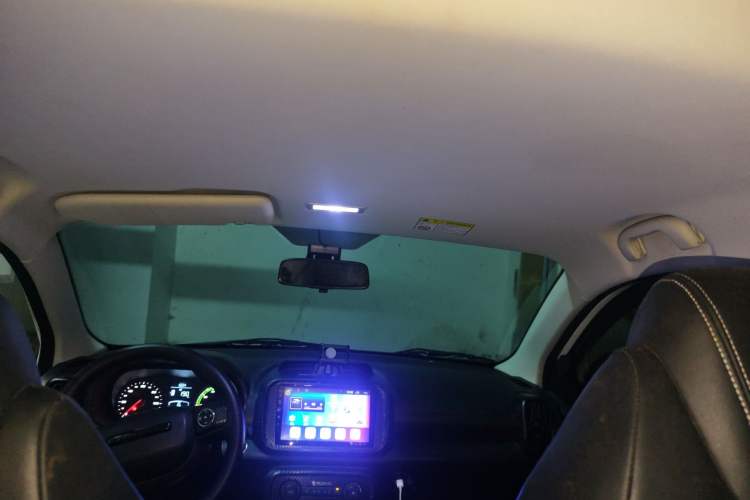 Used Roewe Clever 2022 311km QiQi BoBo Edition Headliner