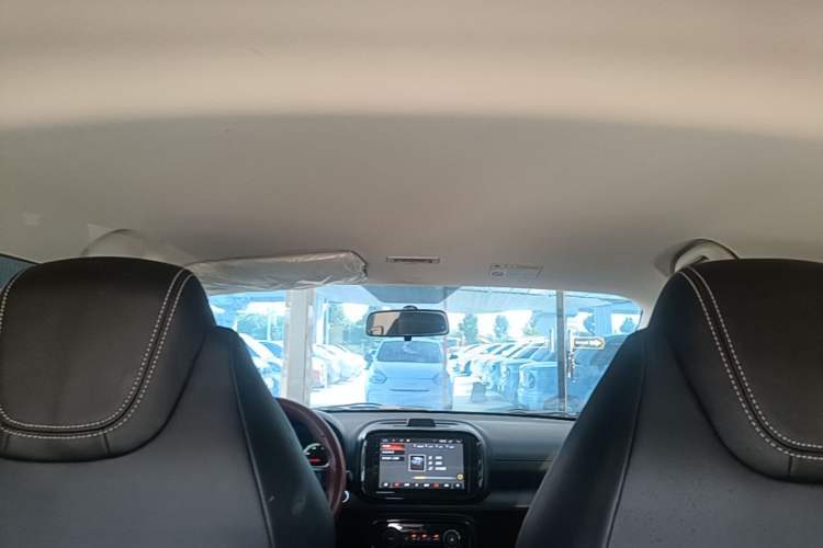 Used Roewe Clever 2022 311km QiQi BoBo Edition Headliner