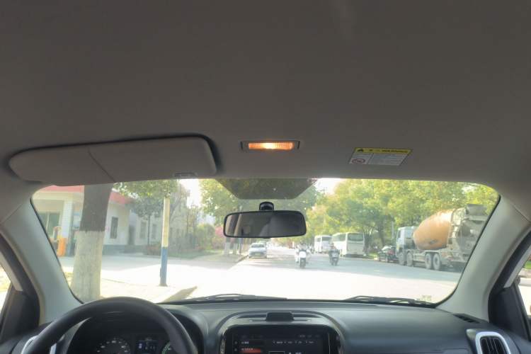 Used Roewe Clever 2022 311km QiQi BoBo Edition Headliner