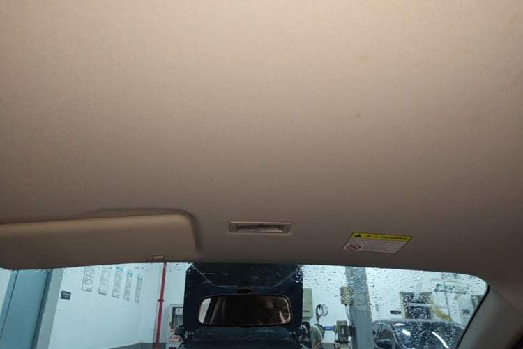 Used Roewe Clever 2022 311km QiQi BoBo Edition Headliner
