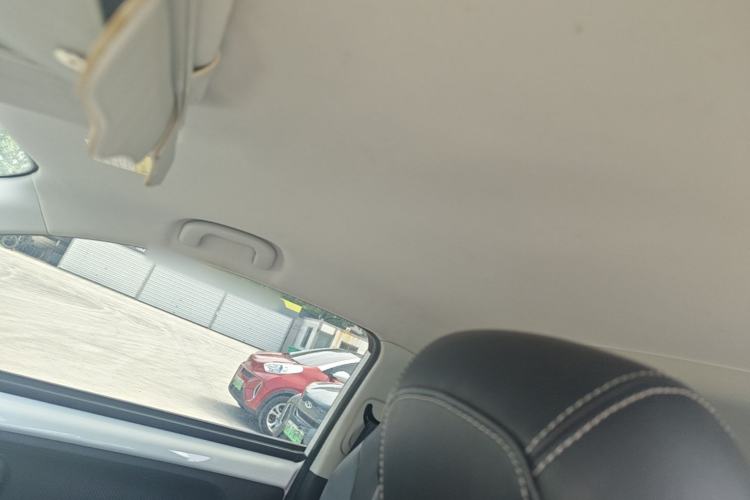 Used Roewe Clever 2022 311km QiQi BoBo Edition Headliner
