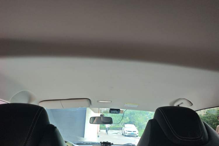 Used Roewe Clever 2022 311km QiQi BoBo Edition Headliner