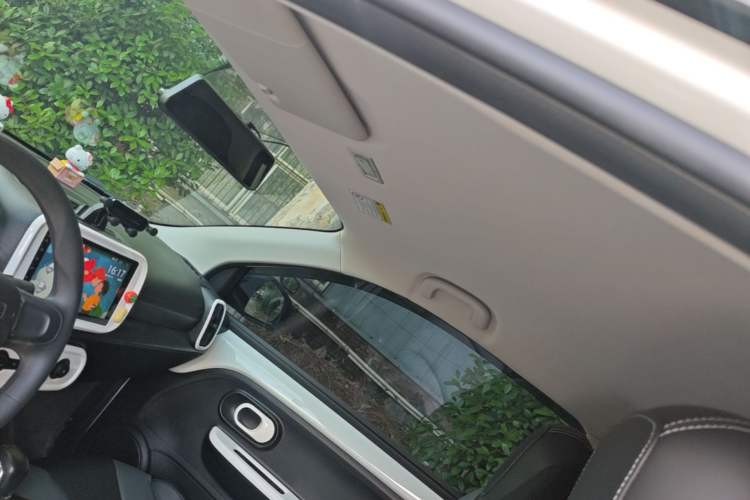 Used Roewe Clever 2022 311km QiQi BoBo Edition Headliner
