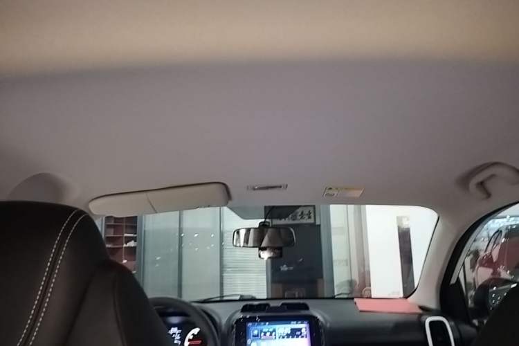 Used Roewe Clever 2022 311km QiQi BoBo Edition Headliner