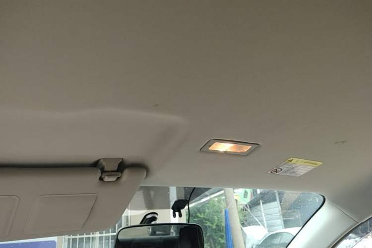 Used Roewe Clever 2022 311km QiQi BoBo Edition Headliner
