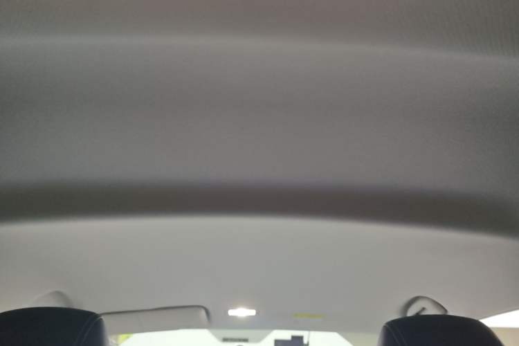 Used Roewe Clever 2022 311km QiQi BoBo Edition Headliner