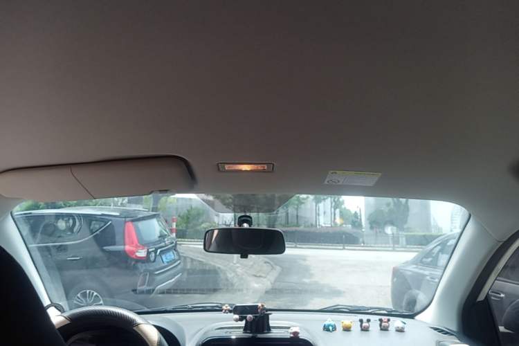 Used Roewe Clever 2022 311km QiQi BoBo Edition Headliner