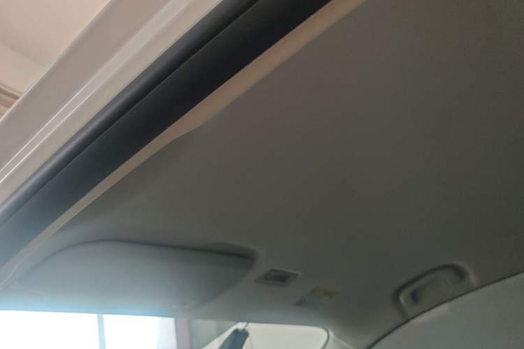 Used Roewe Clever 2022 311km QiQi BoBo Edition Headliner