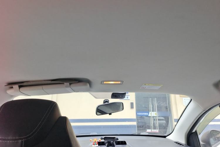 Used Roewe Clever 2022 311km QiQi BoBo Edition Headliner
